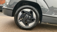 Hyundai KONA 115kW Advance 48kWh 5dr Auto Electric Hatchback